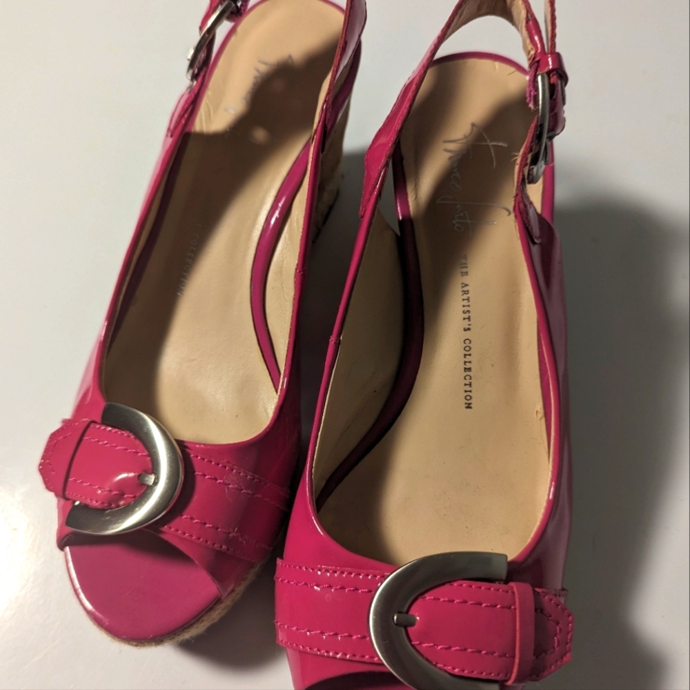 Heels - Picture 3 of 3